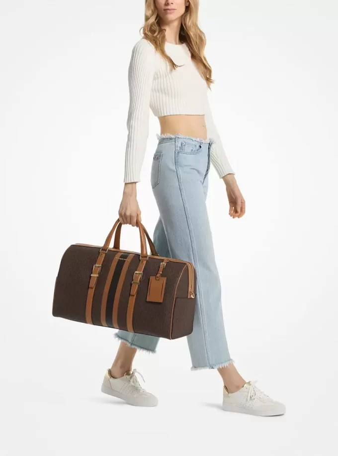 Τσάντα Σαββατοκύριακου Bedford Travel Extra-Large με ρίγες και λογότυπο Signature Τσάντα Σαββατοκύριακου Bedford Travel Extra-Large με ρίγες και λογότυπο Signature