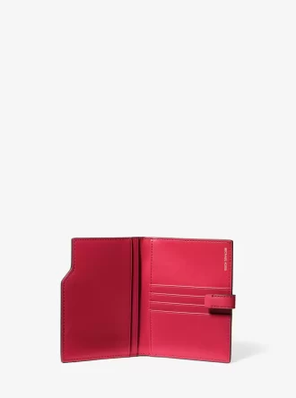 Πορτοφόλι Jet Set Signature Logo Passport με λογότυπο