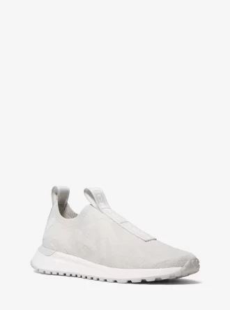 Αθλητικό slip-on με ανάγλυφο λογότυπο Bodie και ελαστικό πλεκτό τελείωμα