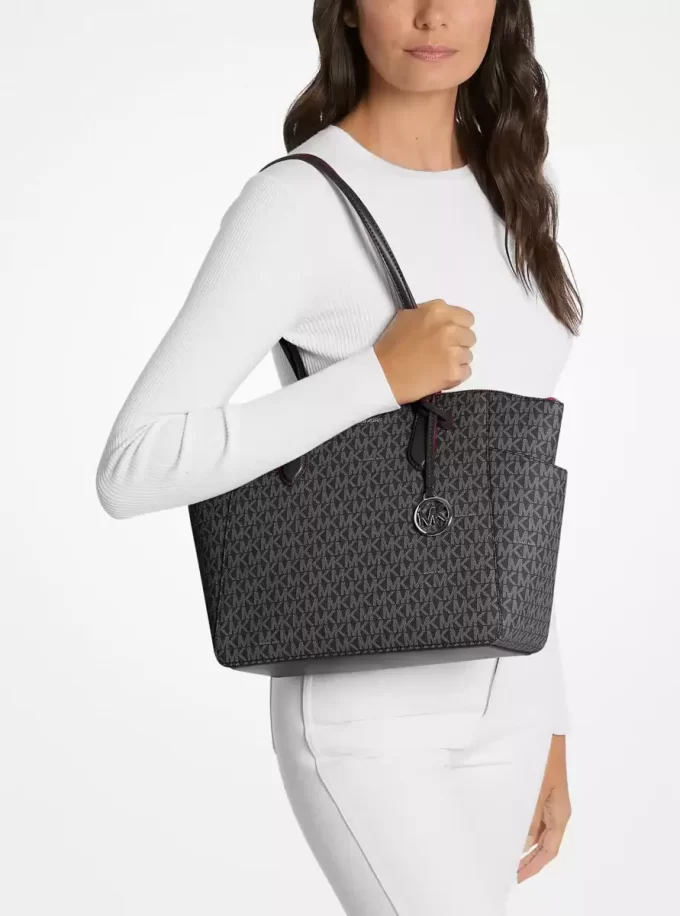 Τσάντα Tote Marilyn μεσαίου μεγέθους με λογότυπο και υπογραφή Τσάντα Tote Marilyn μεσαίου μεγέθους με λογότυπο και υπογραφή